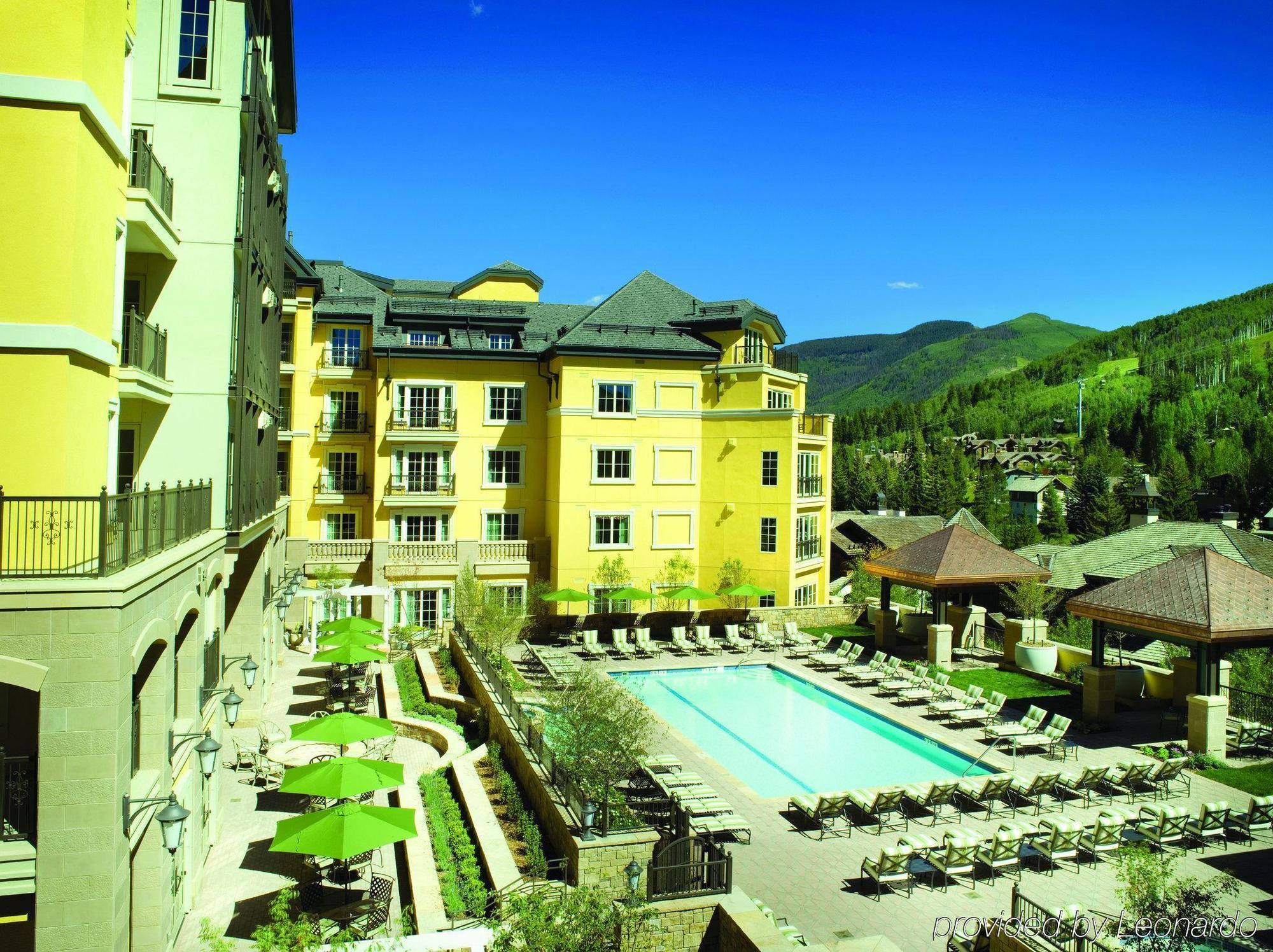 Legendary Lodging At The Ritz Vail Kültér fotó