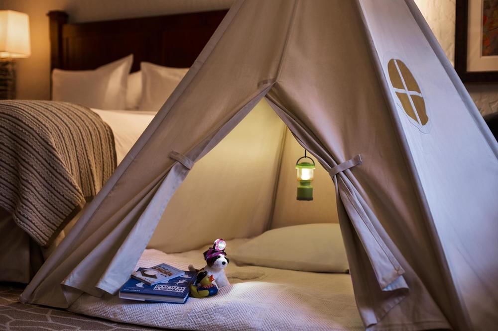 Legendary Lodging At The Ritz Vail Kültér fotó
