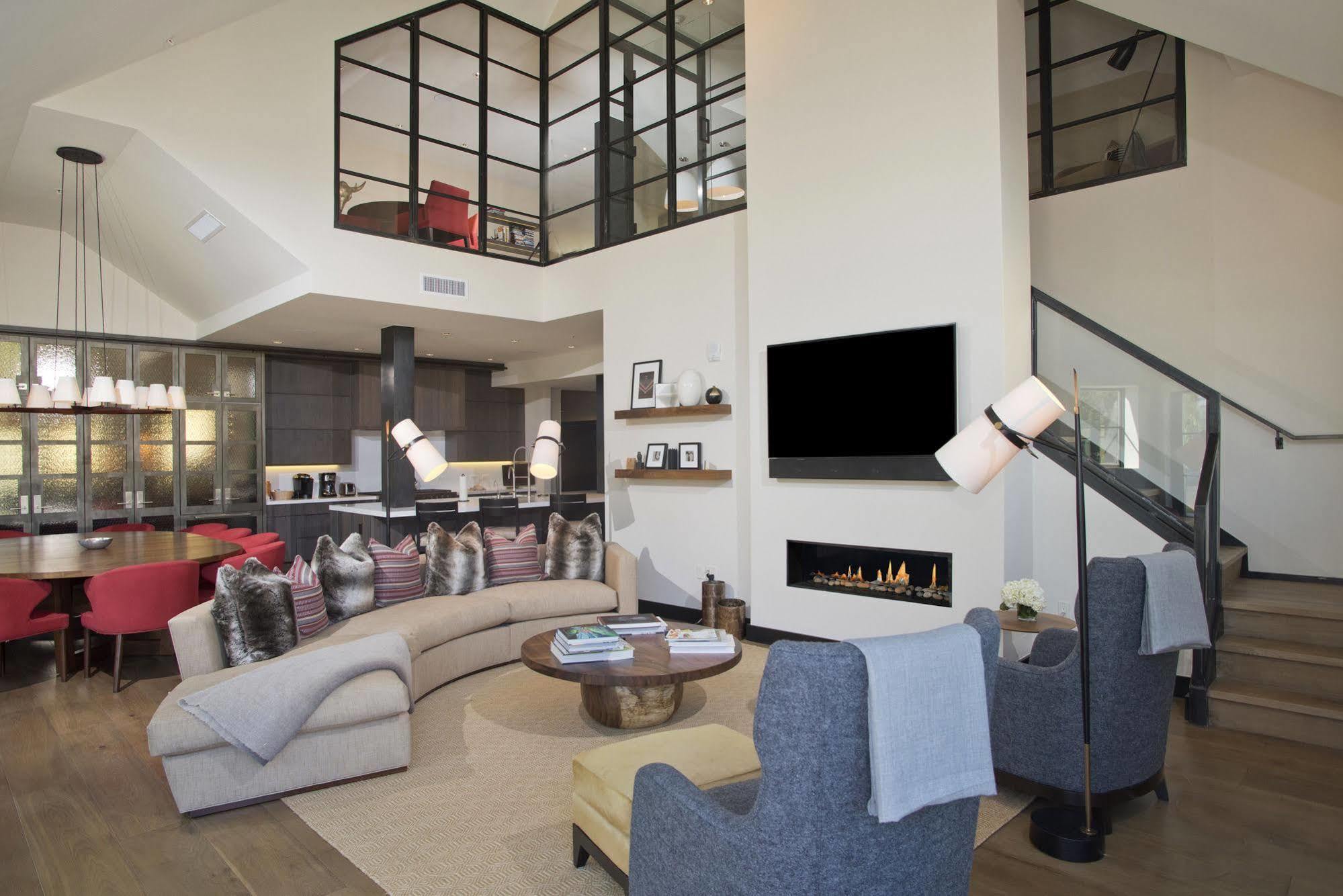 Legendary Lodging At The Ritz Vail Kültér fotó